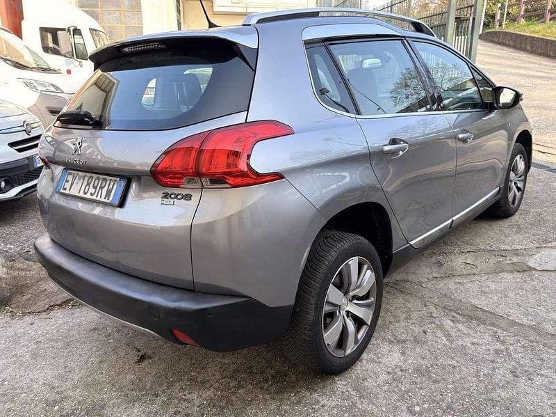 Usata Peugeot 2008 Allure 92 CV (67 kW) 2014 Grigio SUV