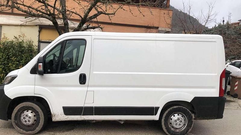 Usata Peugeot Boxer 140 CV (102 kW) 2020 Bianco Furgone
