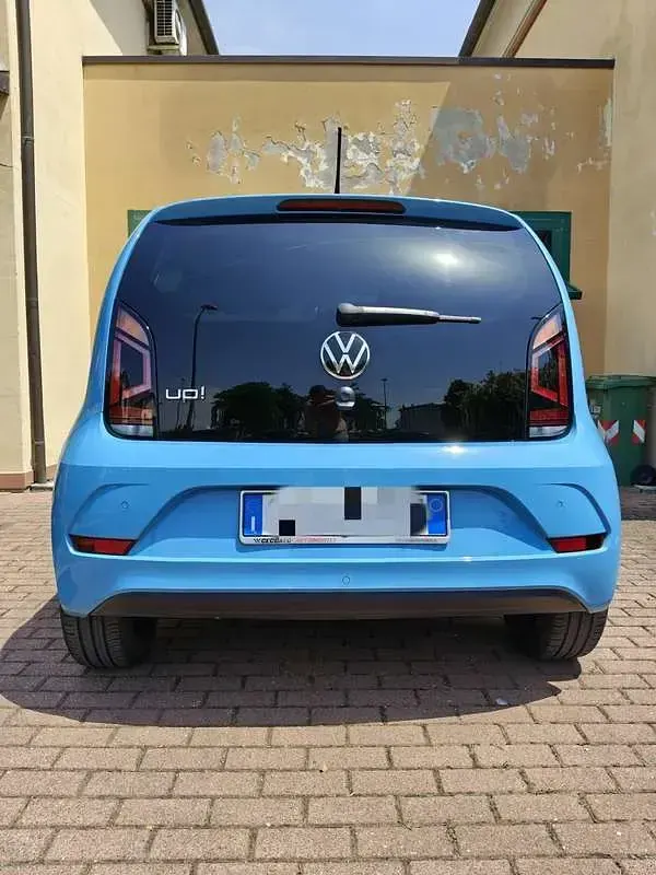 Usata VW up! 65 CV (47 kW) 2023 Utilitaria