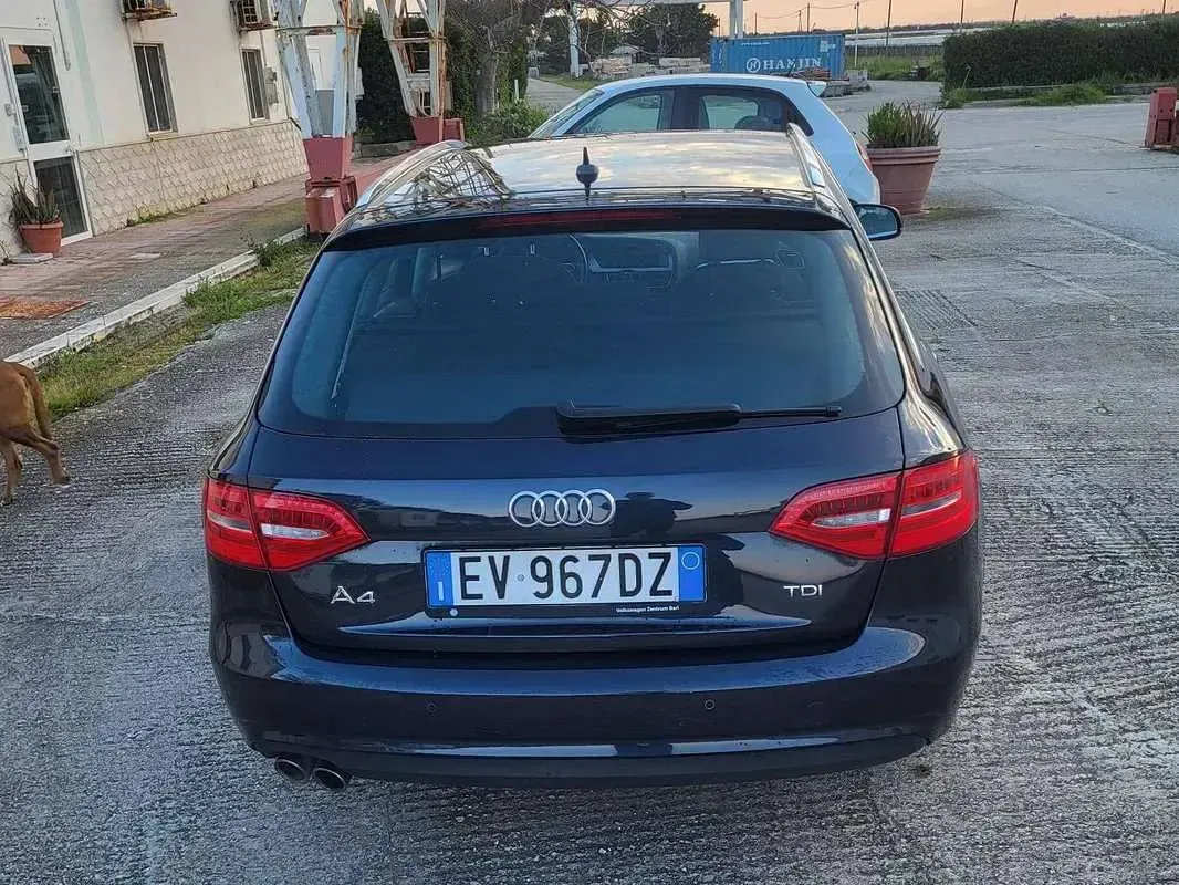 Usata Audi A4 150 CV (110 kW) 2014 Blu/azzurro Station wagon