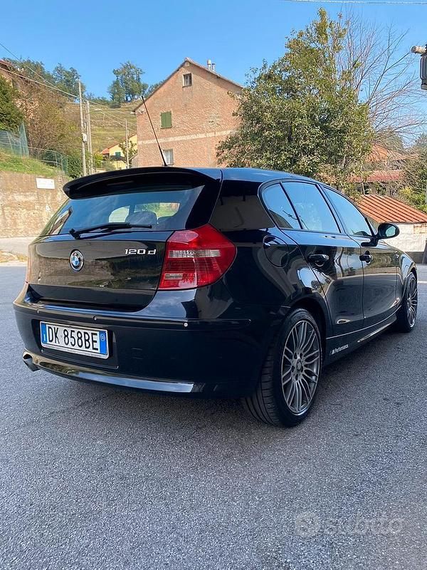 Usata BMW 120 177 CV (130 kW) 2008 Nero Utilitaria