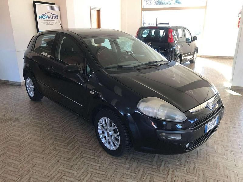 Usata Fiat Punto Evo Dynamic 77 CV (56 kW) 2010 Nero Utilitaria