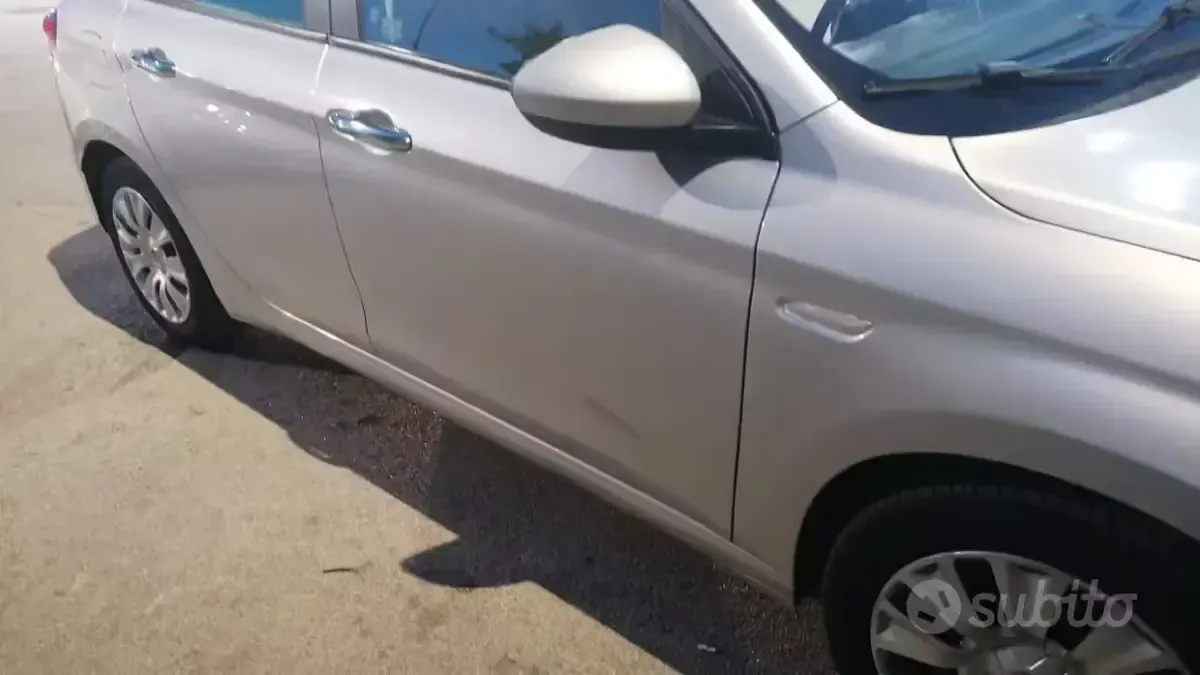 Usata Fiat Tipo 95 CV (69 kW) 2018 Grigio Berlina