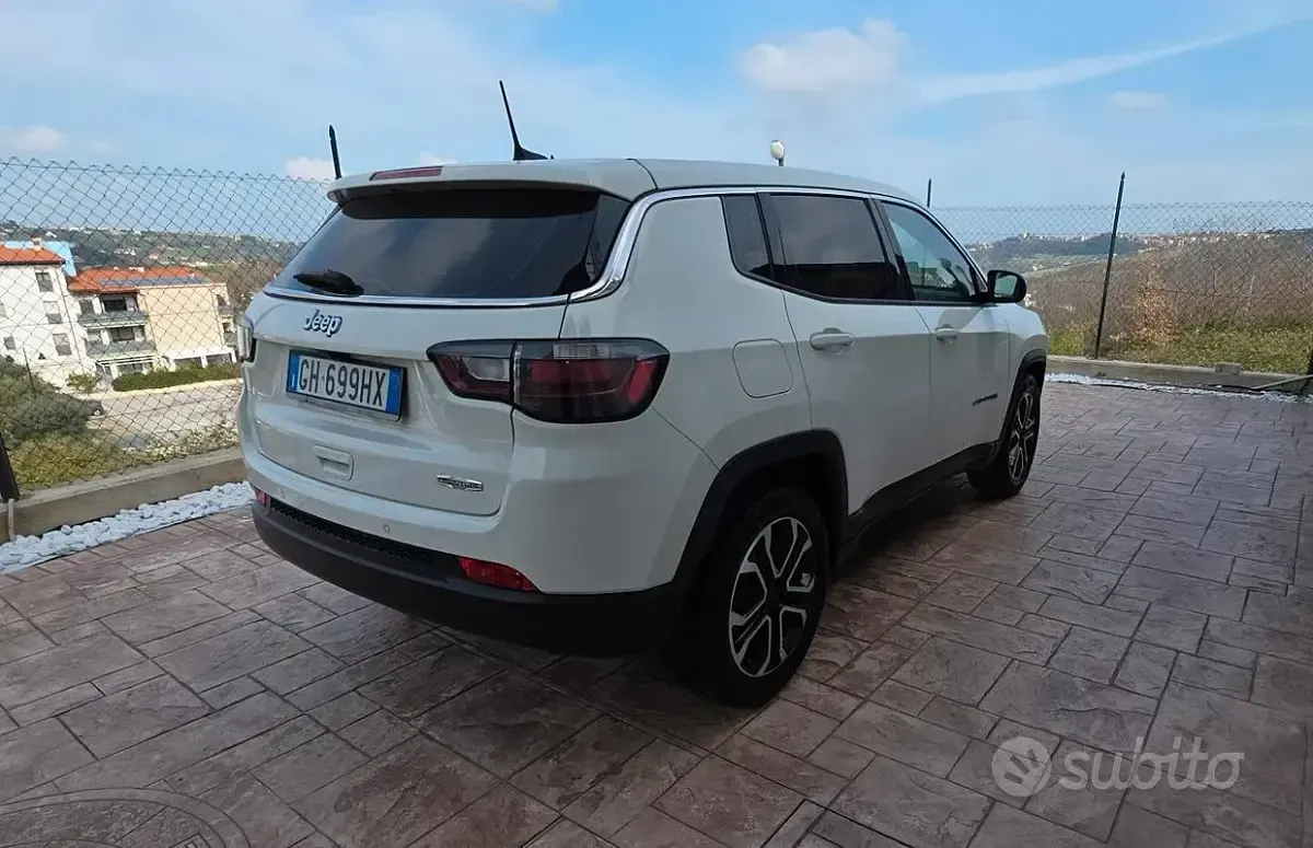 Usata Jeep Compass 131 CV (96 kW) 2021 Bianco SUV