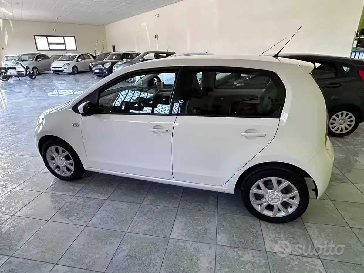 Usata VW up! 75 CV (55 kW) 2016 Bianco Utilitaria