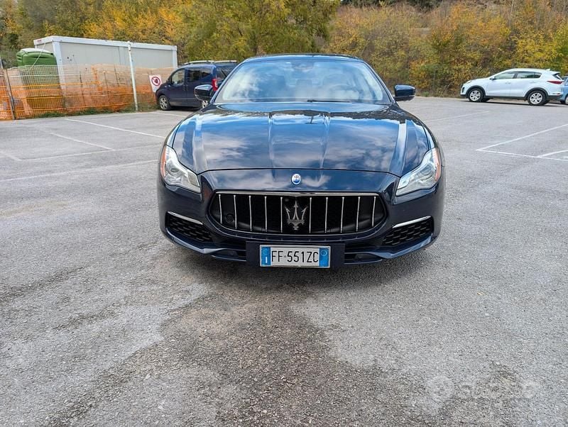 Usata Maserati Quattroporte GranLusso 275 CV (202 kW) 2016 Blu Berlina