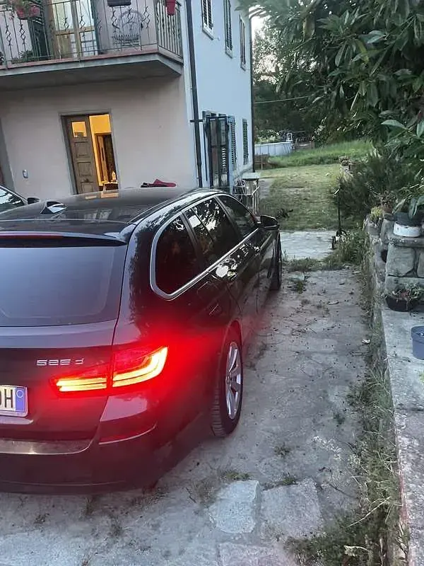 Usata BMW 525 163 CV (119 kW) 2017 Nero Station wagon