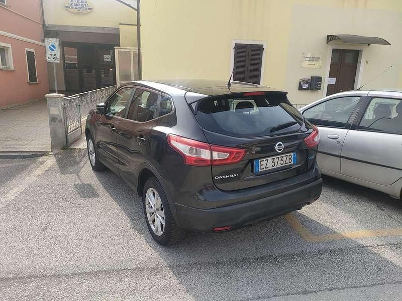 Usata Nissan Qashqai Acenta 150 CV (110 kW) 2015 SUV