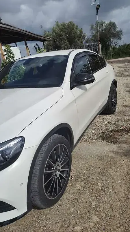 Usata Mercedes GLC250 204 CV (150 kW) 2017 SUV