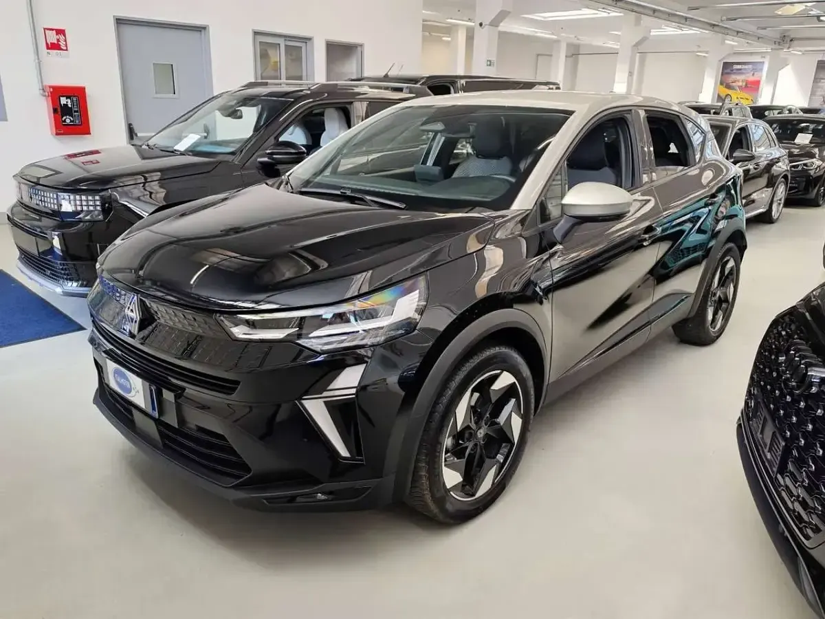 Usata Renault Captur Techno 91 CV (66 kW) 2025 Nero SUV