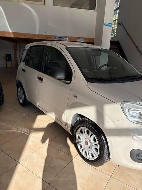 Usata Fiat Panda 95 CV (69 kW) 2016 Beige Berlina