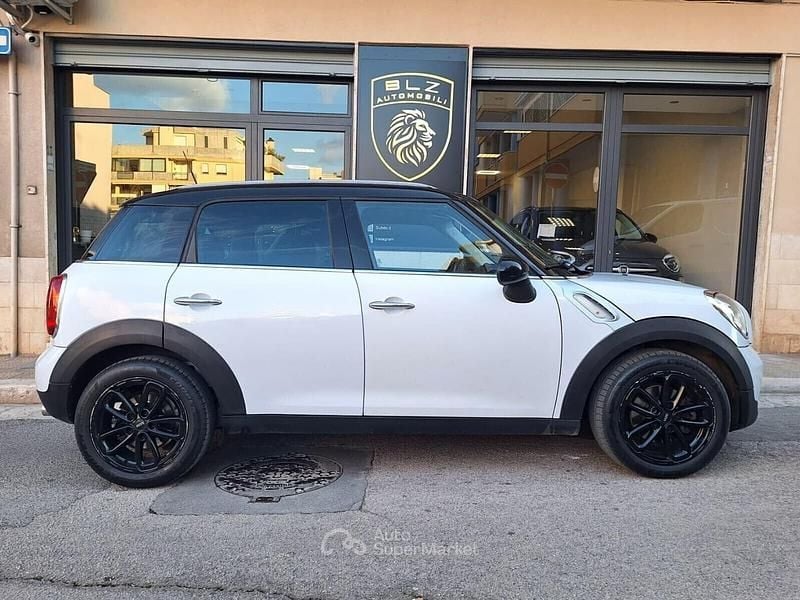 Usata Mini Cooper D Countryman 111 CV (81 kW) 2014 Bianco SUV