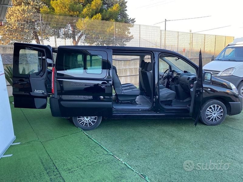 Nero Usata 2014 Citroën Jumpy Monovolume | 9999 € (Buon prezzo) - Immagine 1/4