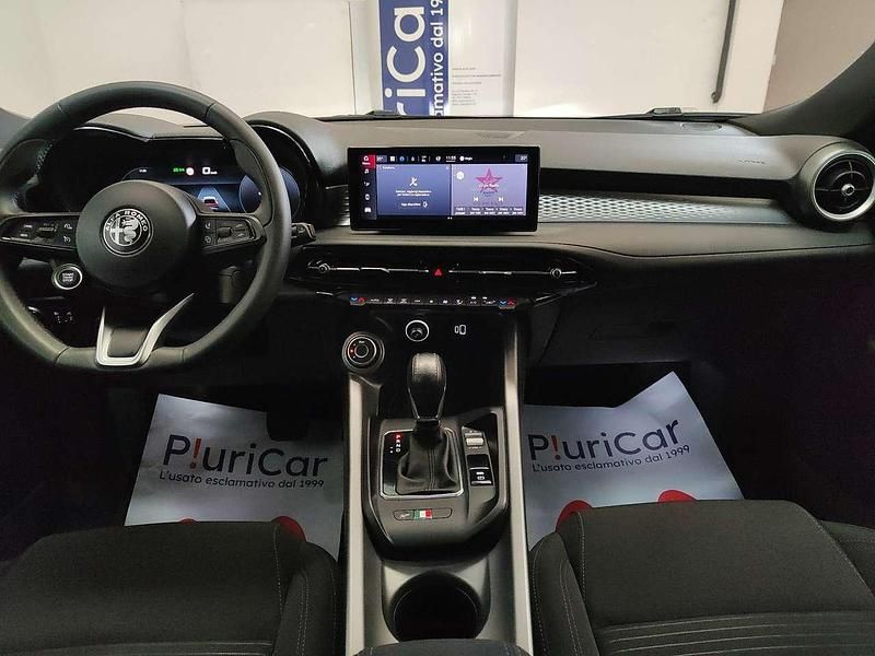 Usata Alfa Romeo Tonale 131 CV (96 kW) 2023 Rosso SUV