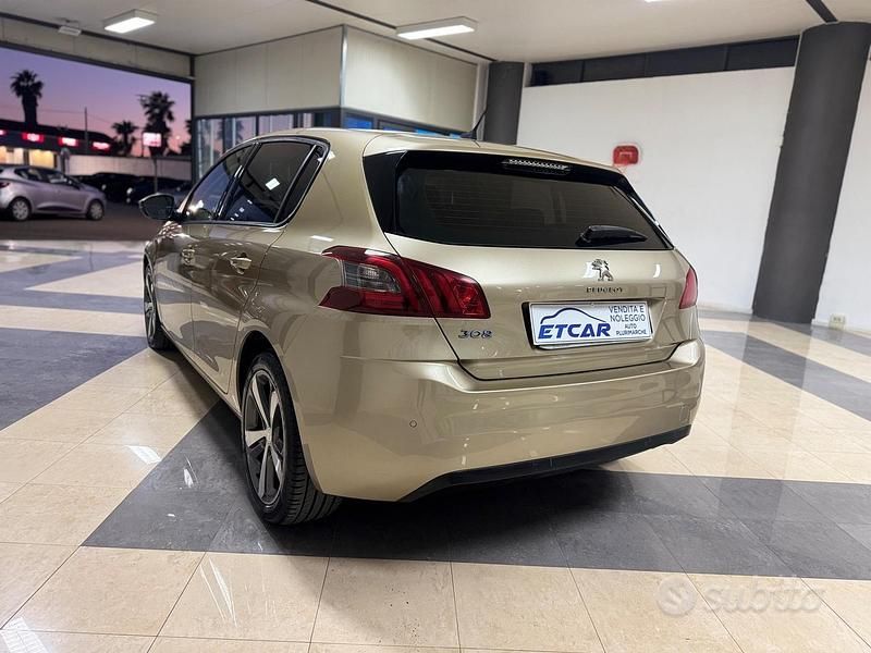 Usata Peugeot 308 GT-line 130 CV (95 kW) 2018 Giallo Berlina