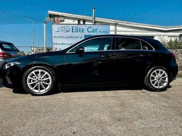 Usata Mercedes A200 150 CV (110 kW) 2020 Nero Berlina