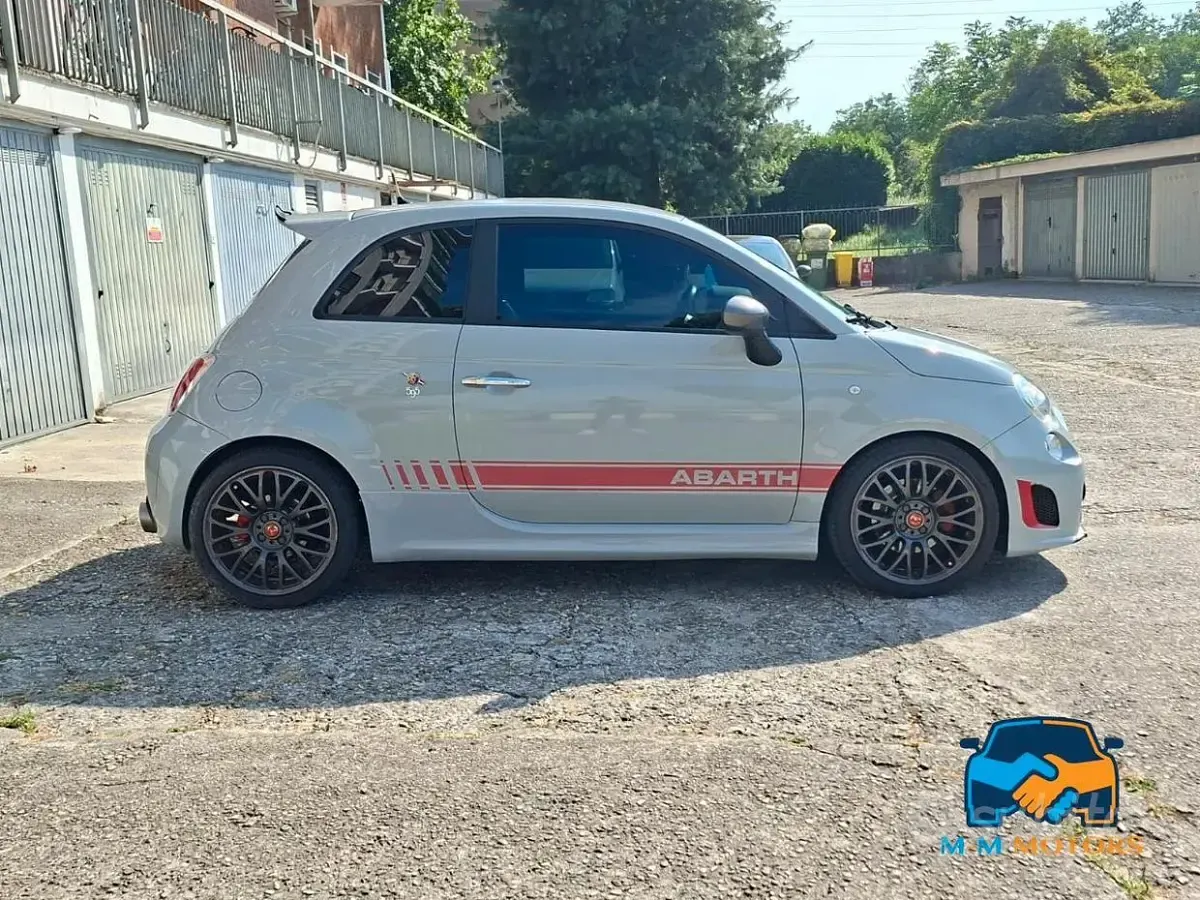Usata Abarth 595 Turismo 159 CV (116 kW) 2016 Grigio SUV