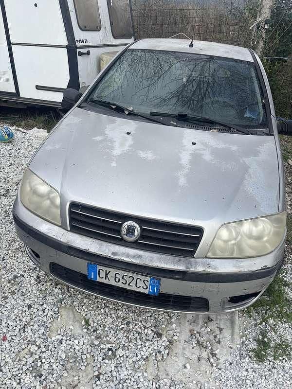 Usata Fiat Punto S 60 CV (44 kW) 2003 Utilitaria