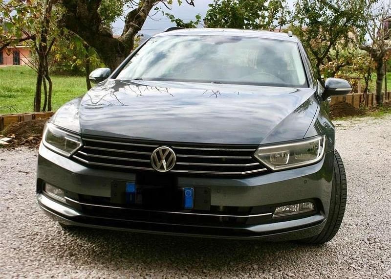Usata VW Passat Business 150 CV (110 kW) 2016 Grigio Station wagon