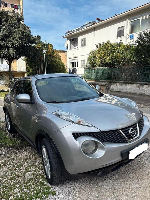 Usata Nissan Juke 110 CV (80 kW) 2011 Grigio SUV