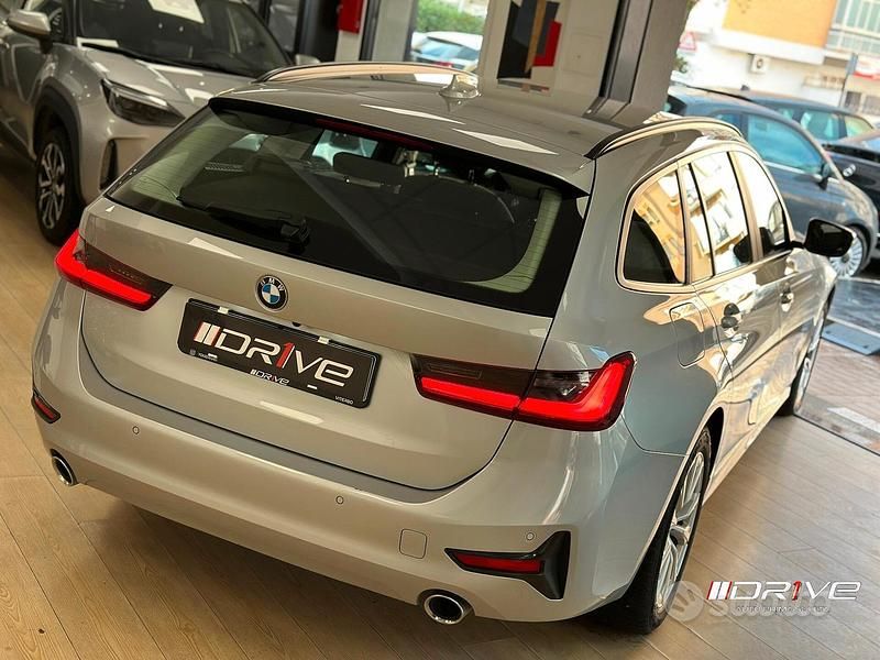 Usata BMW 320 Advantage 190 CV (139 kW) 2020 Grigio Station wagon