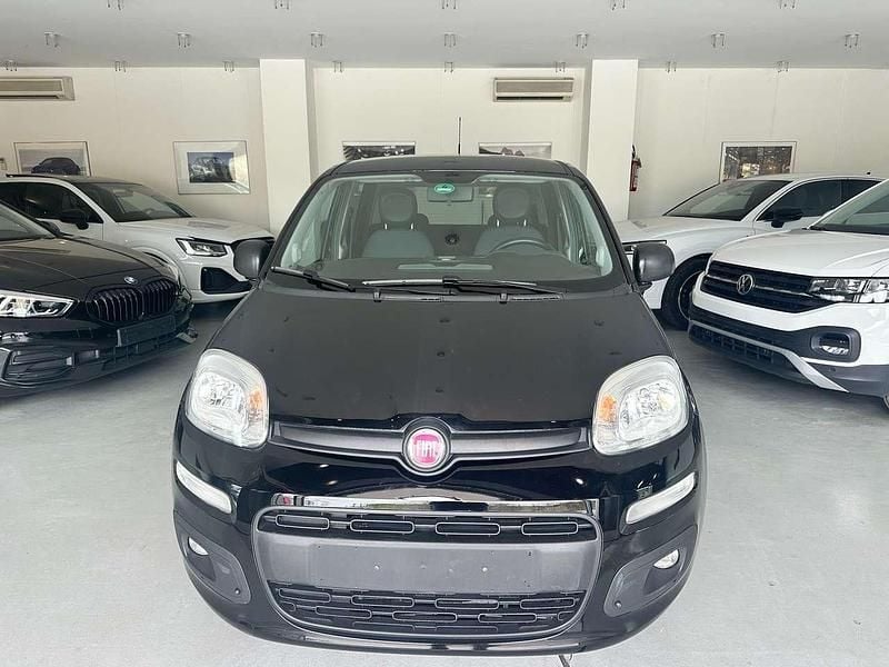 Usata Fiat Panda Lounge 69 CV (50 kW) 2018 Nero met Utilitaria