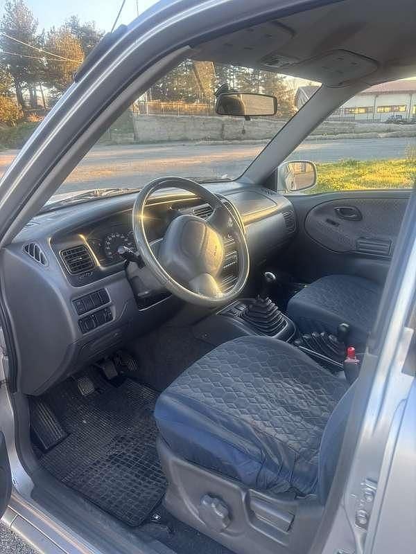 Usata Suzuki Grand Vitara 109 CV (80 kW) 2001 SUV