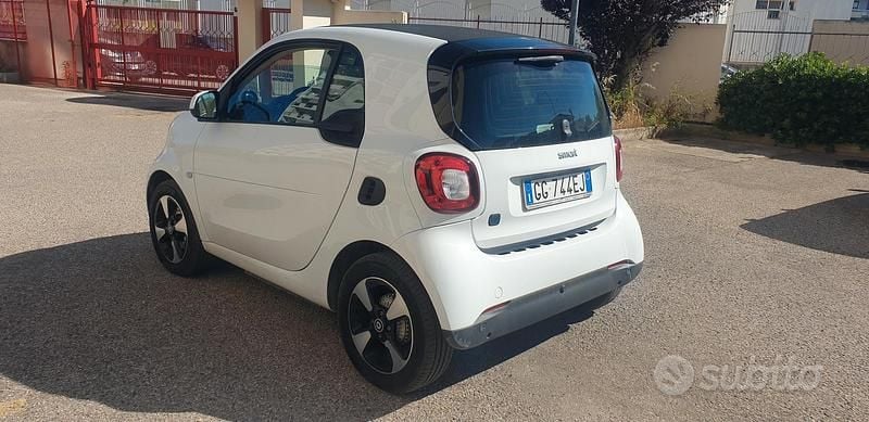 Usata Smart ForTwo Electric Drive 52 kW (71 CV) 2021 Utilitaria