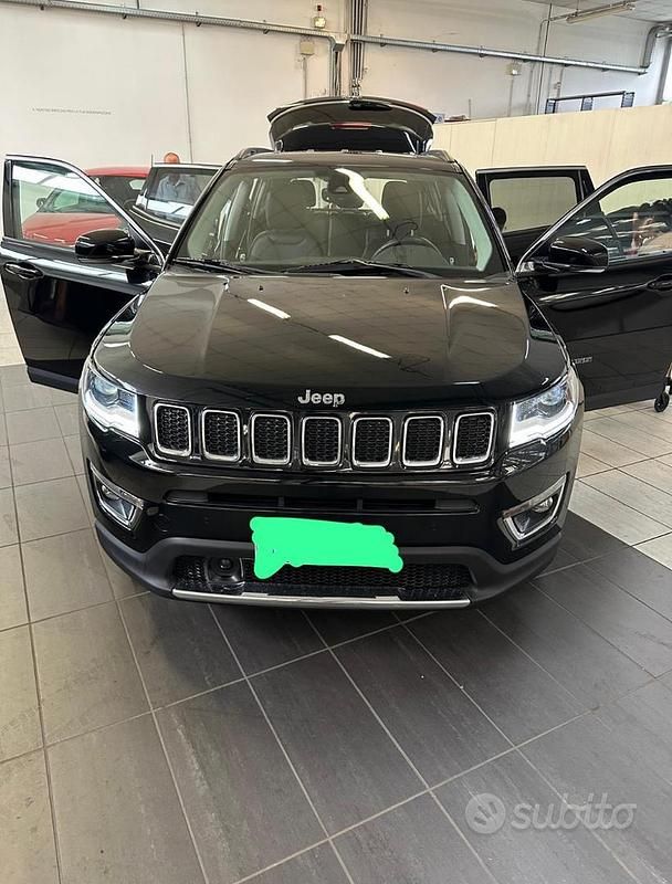 Usata Jeep Compass 170 CV (125 kW) 2017 Nero SUV