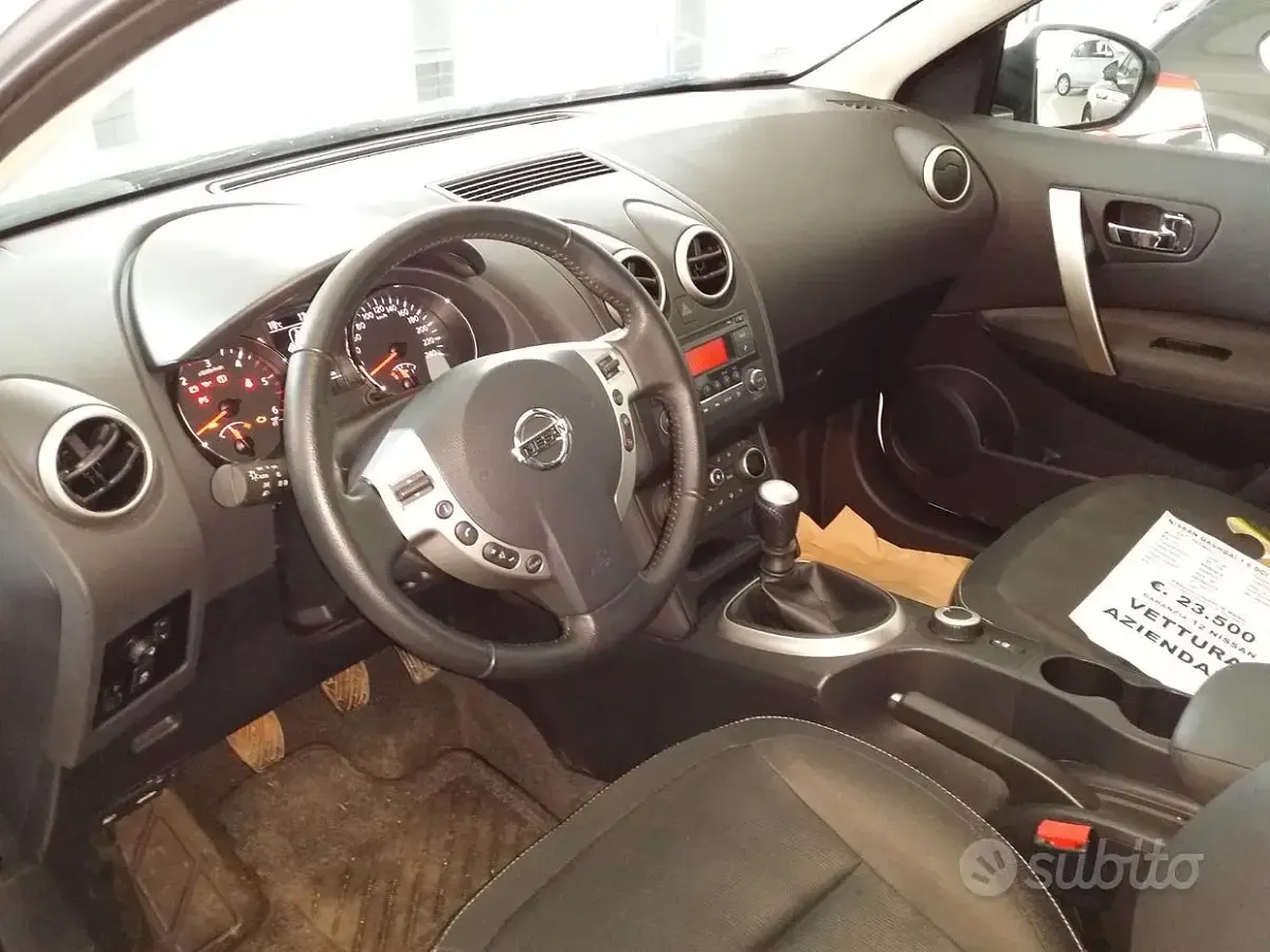 Usata Nissan Qashqai 131 CV (96 kW) 2013 Bianco SUV