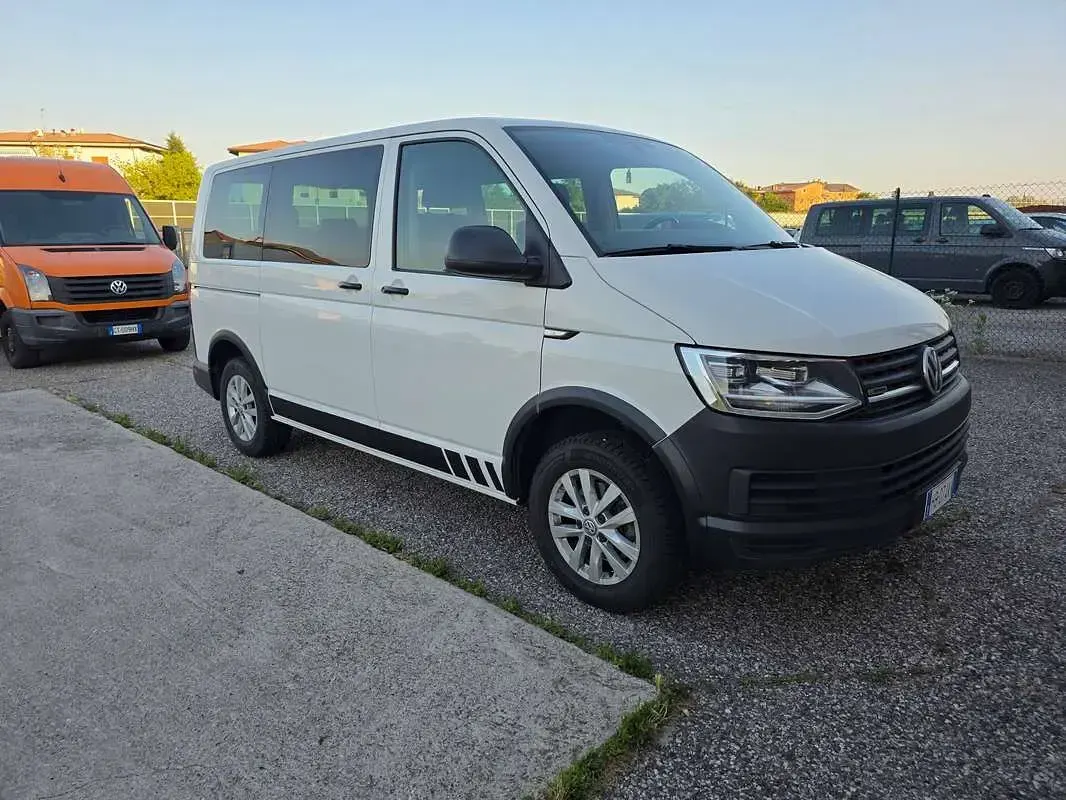 Usata VW Multivan 150 CV (110 kW) 2017 Bianco Monovolume