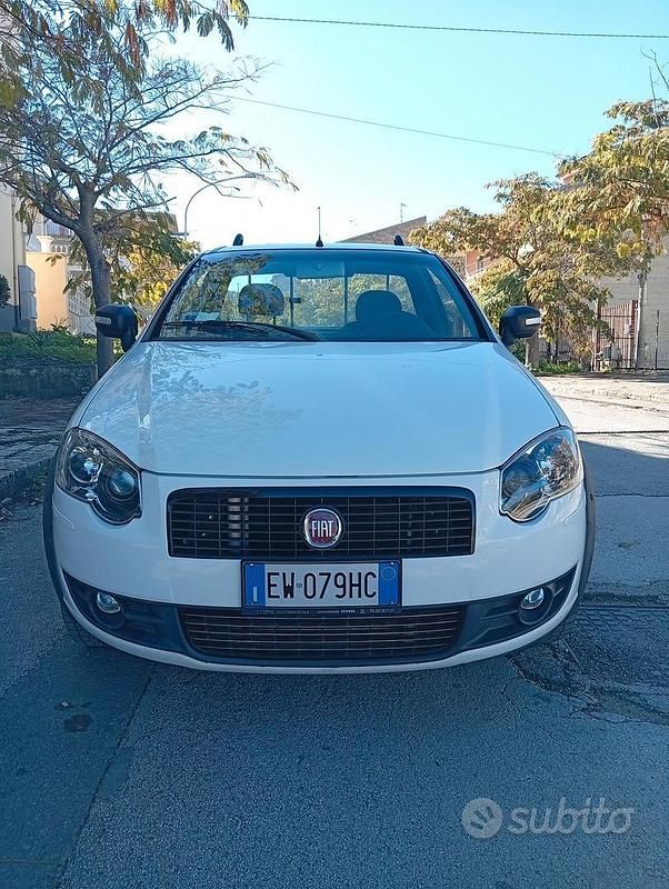 Usata 2014 Fiat Strada Pick-up | 10.000 € - Immagine 1/4