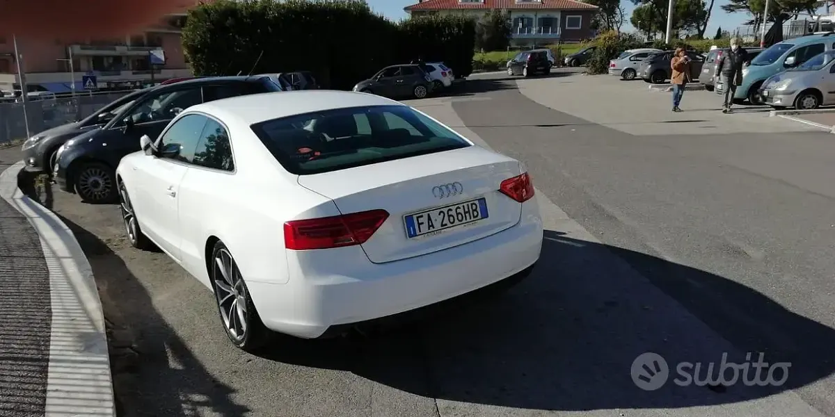 Usata Audi A5 S-Line 2012 Bianco Coupé
