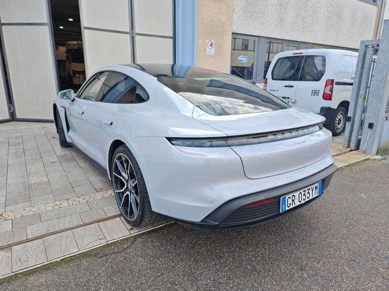 Usata Porsche Taycan 119 kW (163 CV) 2023 Bianco Berlina