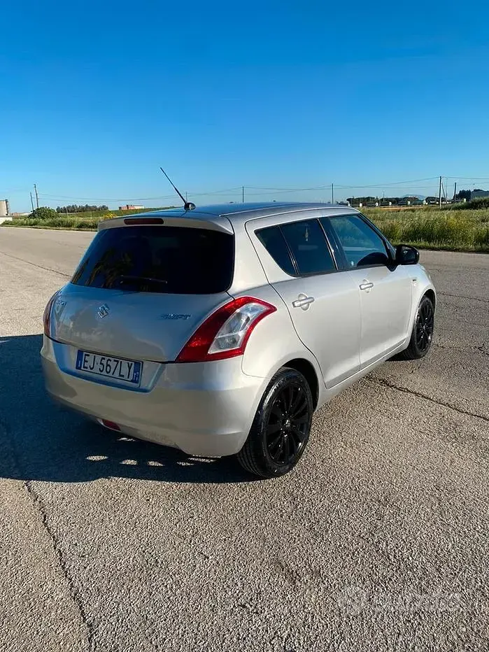 Usata Suzuki Swift 75 CV (55 kW) 2012 Utilitaria