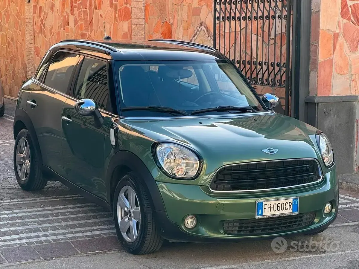 Usata Mini Cooper D Countryman 111 CV (81 kW) 2016 Verde SUV