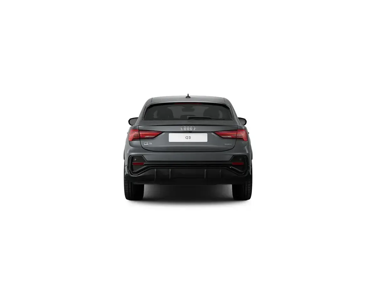 Usata Audi Q3 Sportback Comfort 200 CV (147 kW) 2023 Grigio daytona perlato SUV