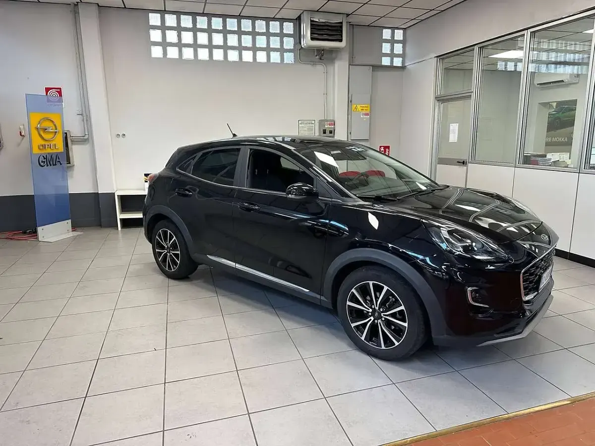 Usata Ford Puma Titanium 125 CV (91 kW) 2022 Nero SUV