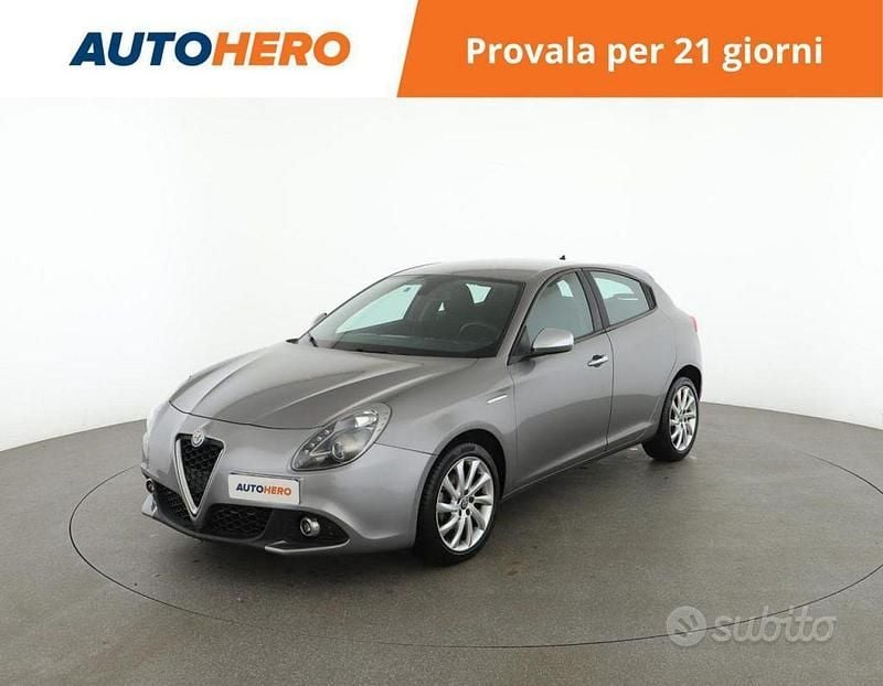 Usata Alfa Romeo Giulietta Super 120 CV (88 kW) 2018 Grigio Utilitaria