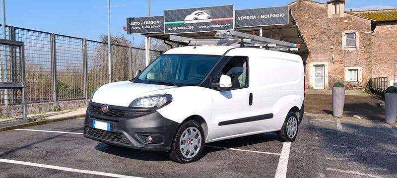 Usata Fiat Doblò 120 CV (88 kW) 2018 Bianco / pastello Monovolume