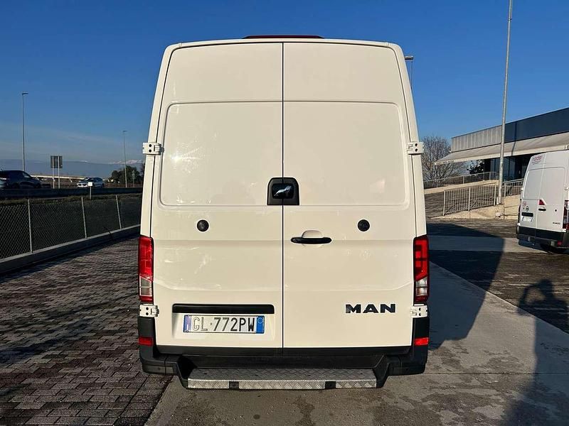 Usata MAN TGE 177 CV (130 kW) 2022 Bianco Furgone