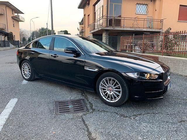 Usata Jaguar XE 2014 Nero Berlina