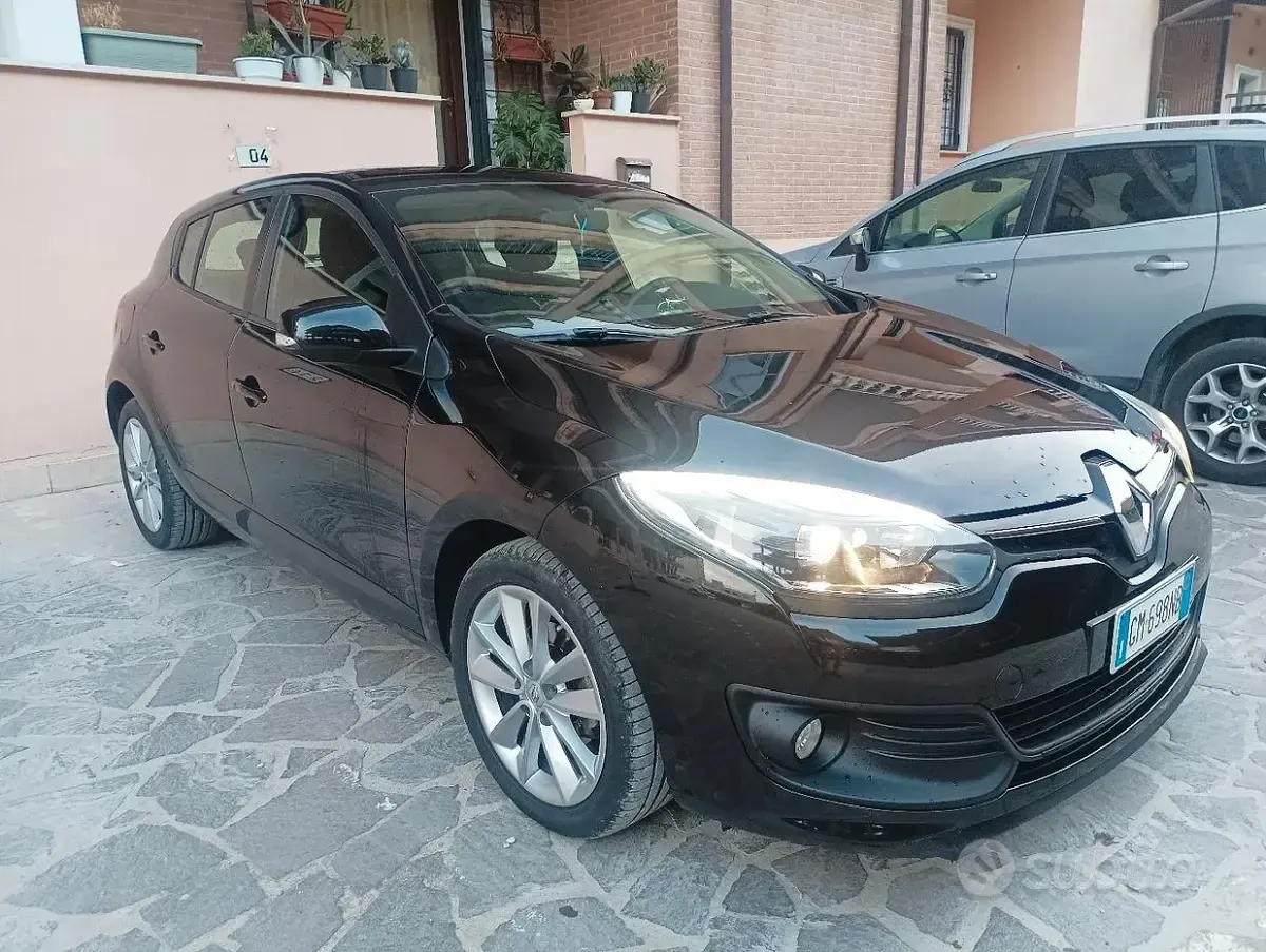 Usata Renault Mégane II LIMITED 110 CV (80 kW) 2023 Nero Berlina