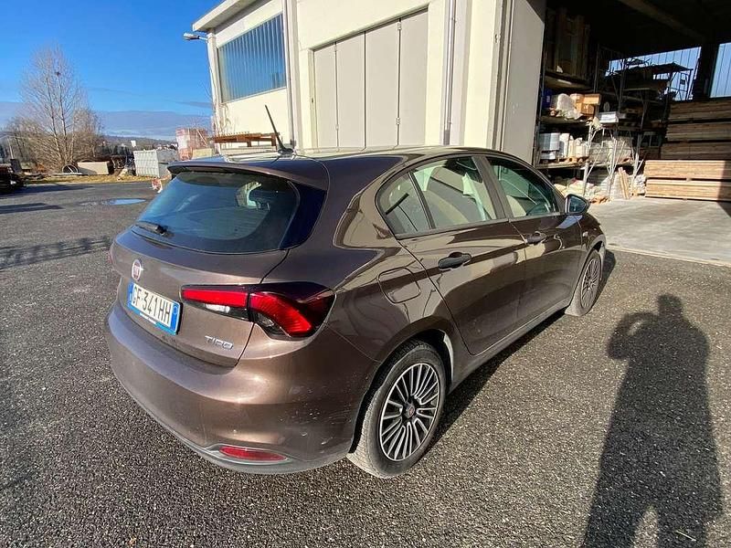 Usata Fiat Tipo Business 131 CV (96 kW) 2021 Marrone Berlina