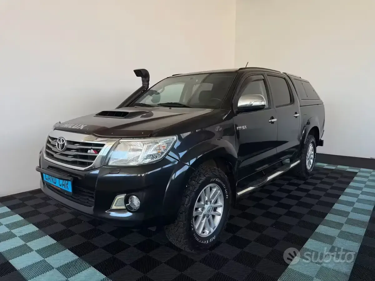Usata Toyota HiLux 171 CV (125 kW) 2012 Pick-up