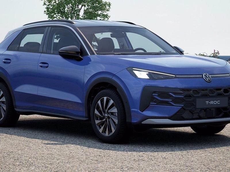 Nuova VW T-Roc Life 116 CV (85 kW) 2026 Celestial blue metallizzato nero SUV