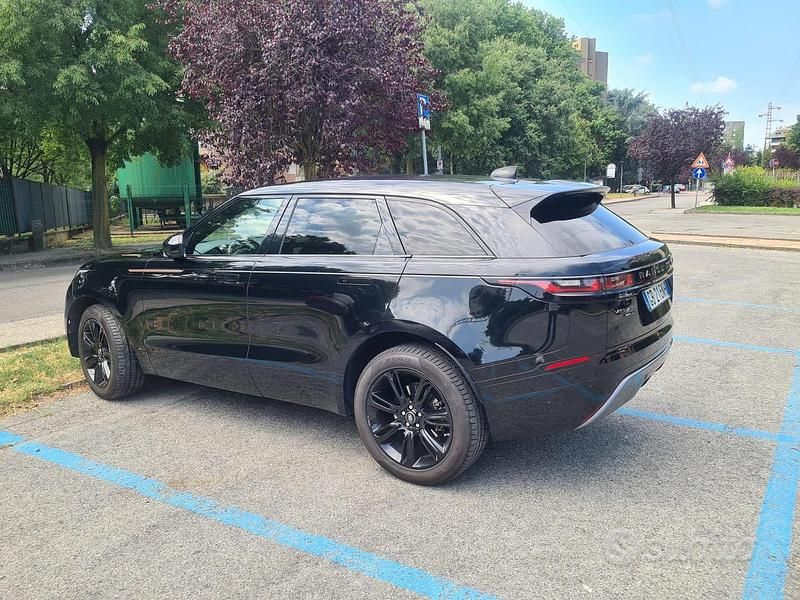 Usata Land Rover Range Rover Velar R-Dynamic 241 CV (177 kW) 2020 Nero SUV