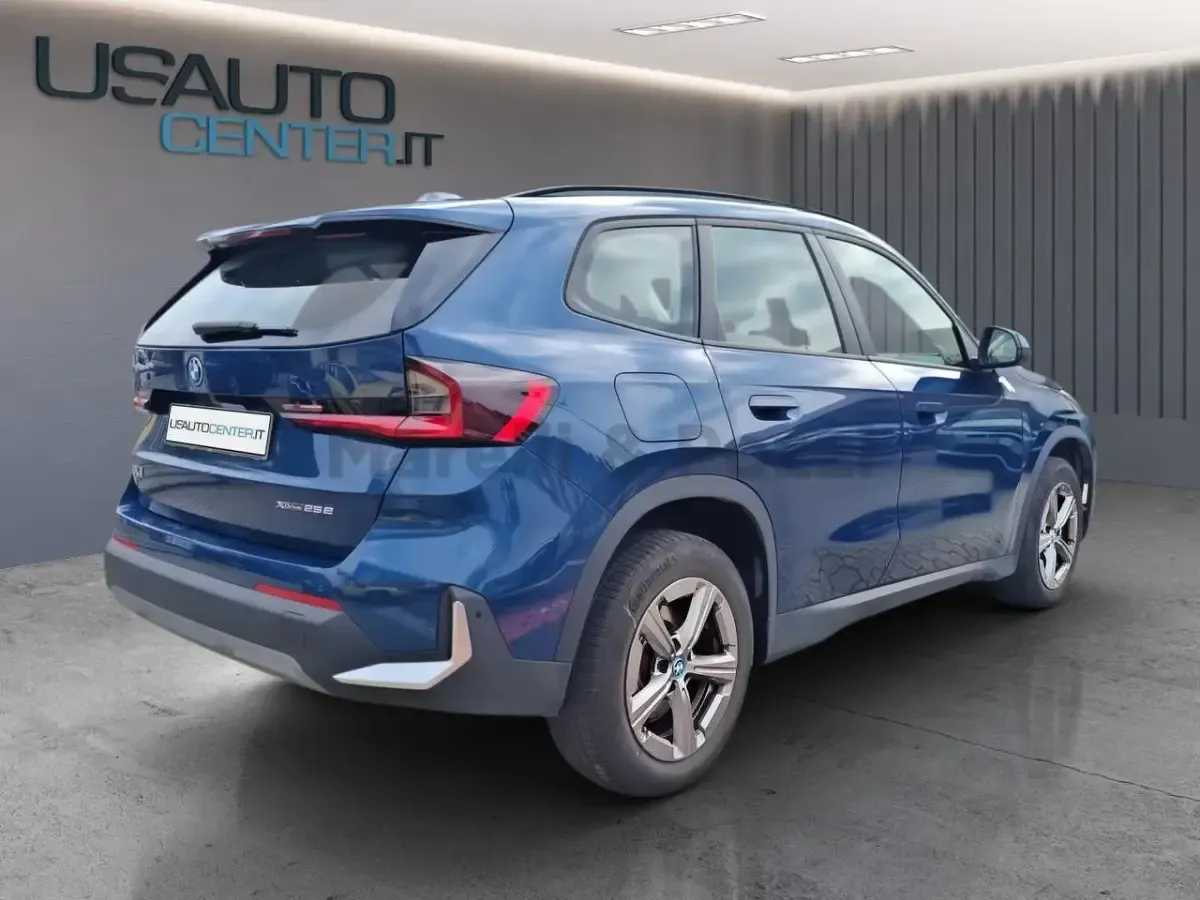 Usata BMW X1 245 CV (180 kW) 2023 Blu SUV