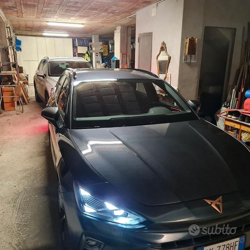 Usata Cupra Leon 150 CV (110 kW) 2025 Grigio Station wagon