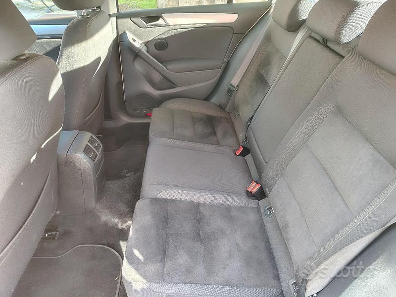 Usata VW Golf VI Highline 140 CV (102 kW) 2010 Bianco Utilitaria